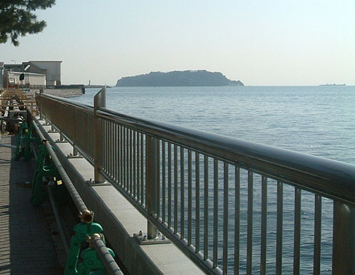 横須賀米軍フェンス（神奈川）